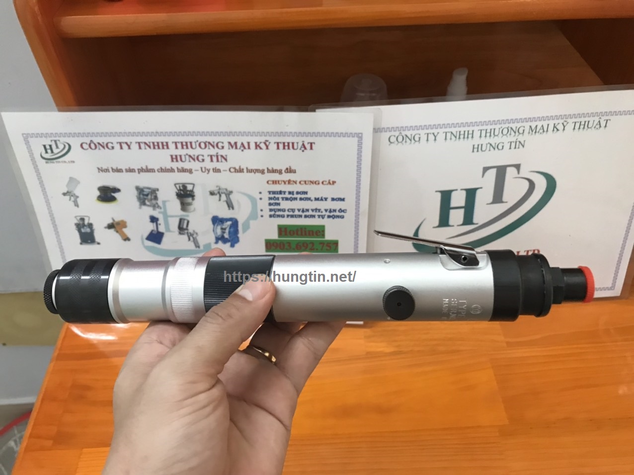 Dụng cụ vặn vít Nhật bản URYU US-LT40BL-15